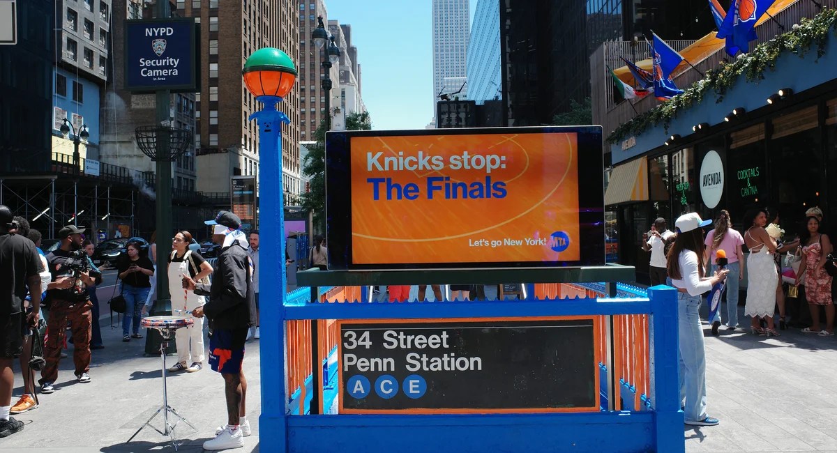 Knicks Watch Party: Mayor Mamdani's Midtown Celebration with a Warning (2026)
